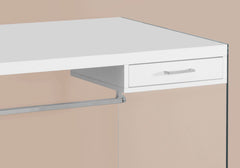 Homeroots 48" White Rectangular Computer Desk 333411